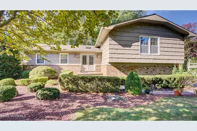 8 Manor Drive, Manalapan Township, NJ 07726 - Photo 2