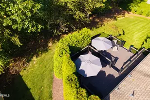 8 Manor Dr, Manalapan Township, NJ 07726 - Photo 54