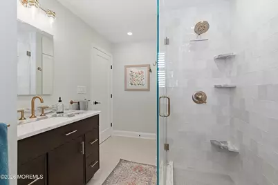 190 8th Street, Belford, NJ 07718 - Photo 20