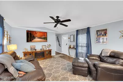 25 Bayshore Mobile Mnr, Hazlet Township, NJ 07730 - Photo 4