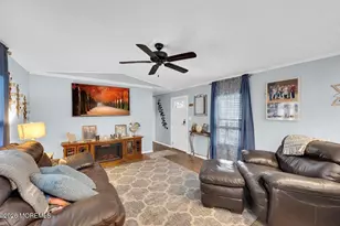 25 Bayshore Mobile Manor, Hazlet Township, NJ 07730 - Photo 4