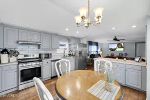 25 Bayshore Mobile Manor, Hazlet Township, NJ 07730 - Photo 10