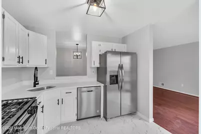 204 Finch Court, Manalapan Township, NJ 07726 - Photo 16