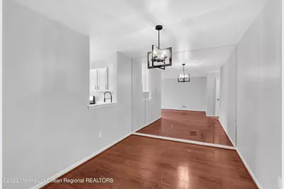 204 Finch Court, Manalapan Township, NJ 07726 - Photo 12