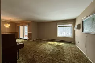 147 Amberly Dr, Manalapan Township, NJ 07726 - Photo 2