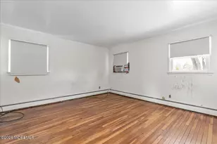 10 Hill Dr, Neptune Township, NJ 07753 - Photo 8