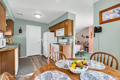 160 N Spinnaker Avenue, Manahawkin, NJ 08050 - Photo 12