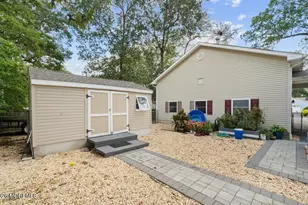 303 Chestnut Dr, Lacey Township, NJ 08734 - Photo 16