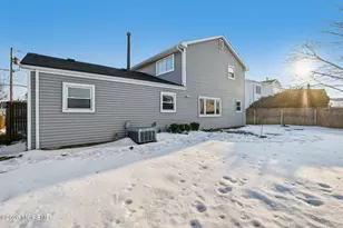 13 Cresci Blvd, Hazlet Township, NJ 07730 - Photo 32