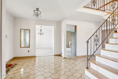 13 Cresci Boulevard, Hazlet Township, NJ 07730 - Photo 8