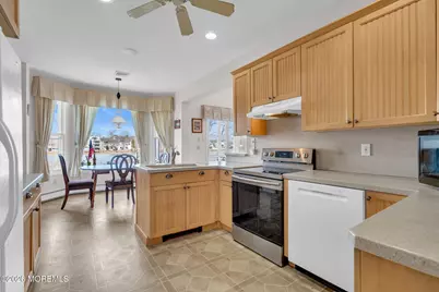 556 Parker Avenue, Brick, NJ 08724 - Photo 10