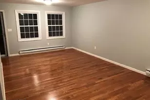 140 Parkway Dr, Freehold, NJ 07728 - Photo 8