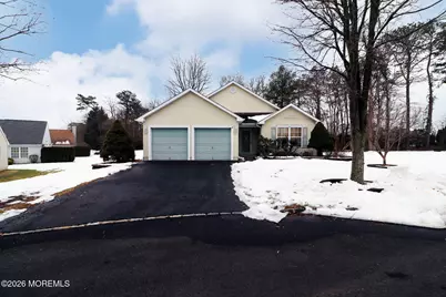 4 Stanton Court, Whiting, NJ 08759 - Photo 2