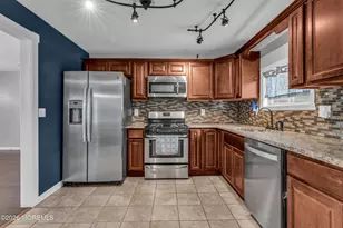 905 Clairmore Ave, Lanoka Harbor, NJ 08734 - Photo 10