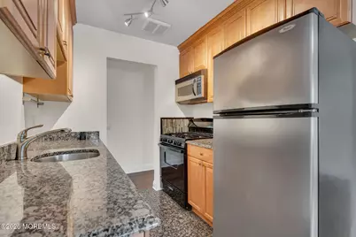 26 Windsor Terrace #E, Freehold, NJ 07728 - Photo 14