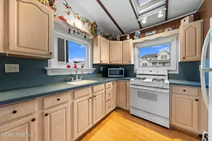 1467 Paul Blvd, Beach Haven, NJ 08050 - Photo 8