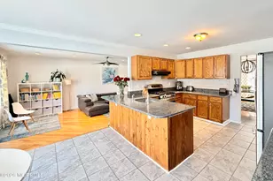 4 Roxbury Ln, Manalapan Township, NJ 07726 - Photo 34