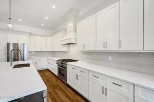 128 Eagle Way, Eatontown, NJ 07724 - Photo 34