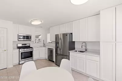 4 Schoolhouse Lane, Lakewood, NJ 08701 - Photo 10