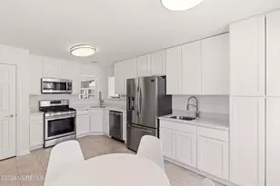 4 Schoolhouse Ln, Lakewood, NJ 08701 - Photo 10