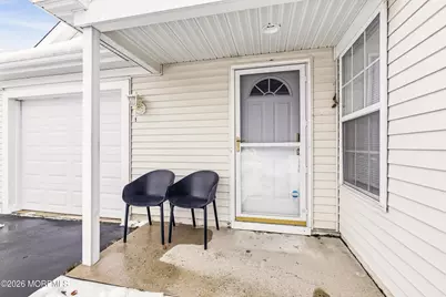 4 Schoolhouse Lane, Lakewood, NJ 08701 - Photo 4