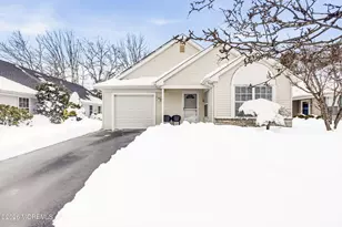 4 Schoolhouse Ln, Lakewood, NJ 08701 - Photo 1