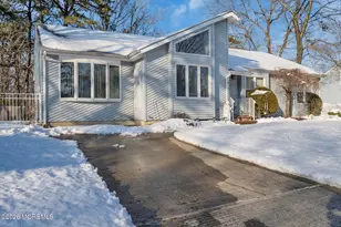 277 Bayville Ave, Bayville, NJ 08721 - Photo 2