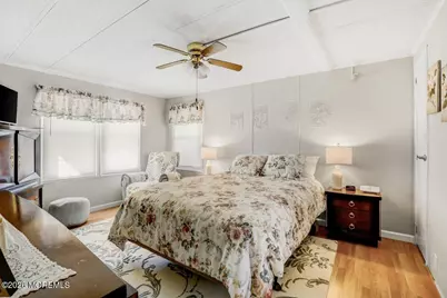 601 Jerome Place, Freehold, NJ 07728 - Photo 18