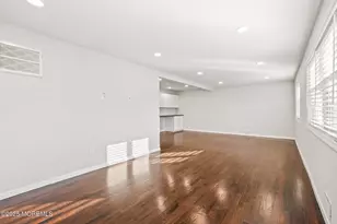 222 Elmwood Ct, Brick, NJ 08723 - Photo 6