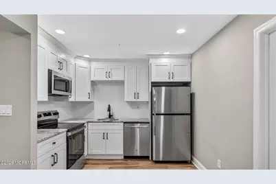 115 Amberly Drive #D, Manalapan Township, NJ 07726 - Photo 4