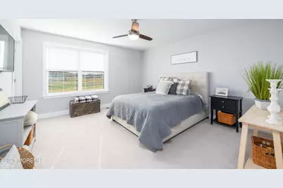 26 Kelly Way, Tinton Falls, NJ 07724 - Photo 16