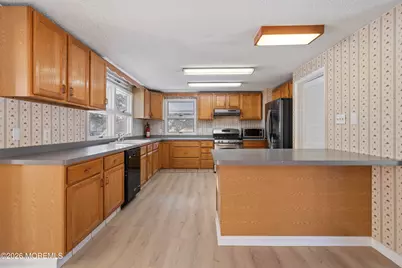 261 Oak Avenue, West Creek, NJ 08092 - Photo 6