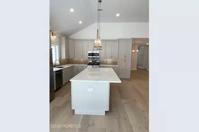 10 1/2 Johnson Avenue, Matawan, NJ 07747 - Photo 8