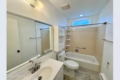 468A Evodia Plz Plaza #468A, Monroe Township, NJ 08831 - Photo 4