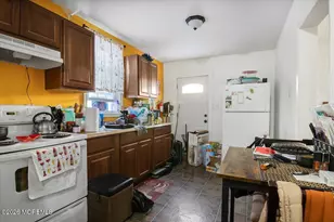 111 Center St, Metuchen, NJ 08840 - Photo 22