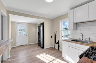 94 Maplewood Ave, Keansburg, NJ 07734 - Photo 4