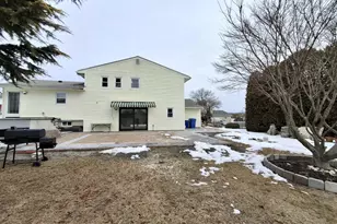 61 NE Jensen Rd, Sayreville, NJ 08872 - Photo 26