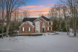 9 Winners Cir, Manalapan Township, NJ 07726 - Photo 2