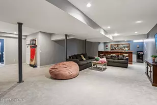 9 Winners Cir, Manalapan Township, NJ 07726 - Photo 42