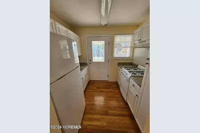 37 Michigan Avenue, Port Monmouth, NJ 07758 - Photo 8