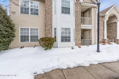 12 High Pointe Way, Matawan, NJ 07747 - Photo 4