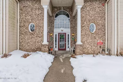 12 High Pointe Way, Matawan, NJ 07747 - Photo 2