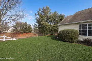 2357 W Ashfield Ct, Toms River Township, NJ 08755 - Photo 8