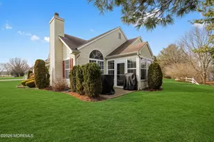 2357 W Ashfield Ct, Toms River Township, NJ 08755 - Photo 6