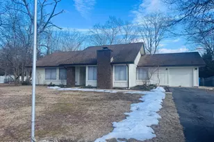 18 Liverpool Ct, Jackson, NJ 08527 - Photo 2