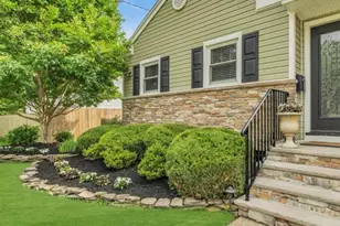 35 Arno St, Oakhurst, NJ 07755 - Photo 2