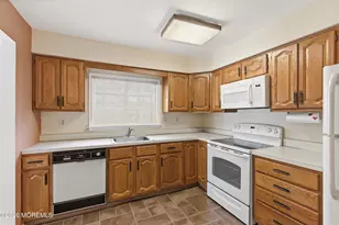 138 Concordia Cir, Monroe Township, NJ 08831 - Photo 10