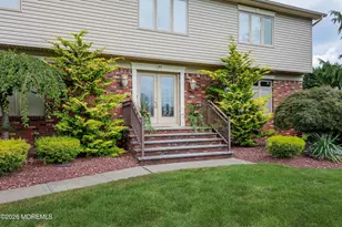 30 Terence Dr, Manalapan Township, NJ 07726 - Photo 2