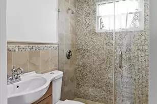 46 W 12th St, Linden, NJ 07036 - Photo 12