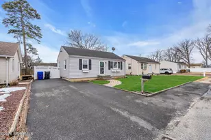 769 Pine Dr, Brick, NJ 08723 - Photo 2